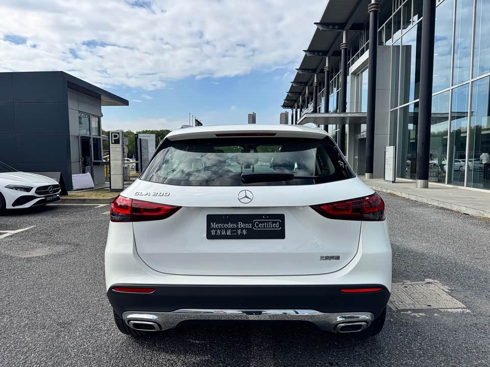 Mercedes-Benz GLA