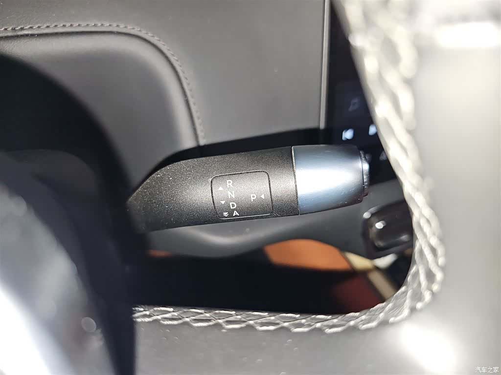 Li Auto L9, 2023 7