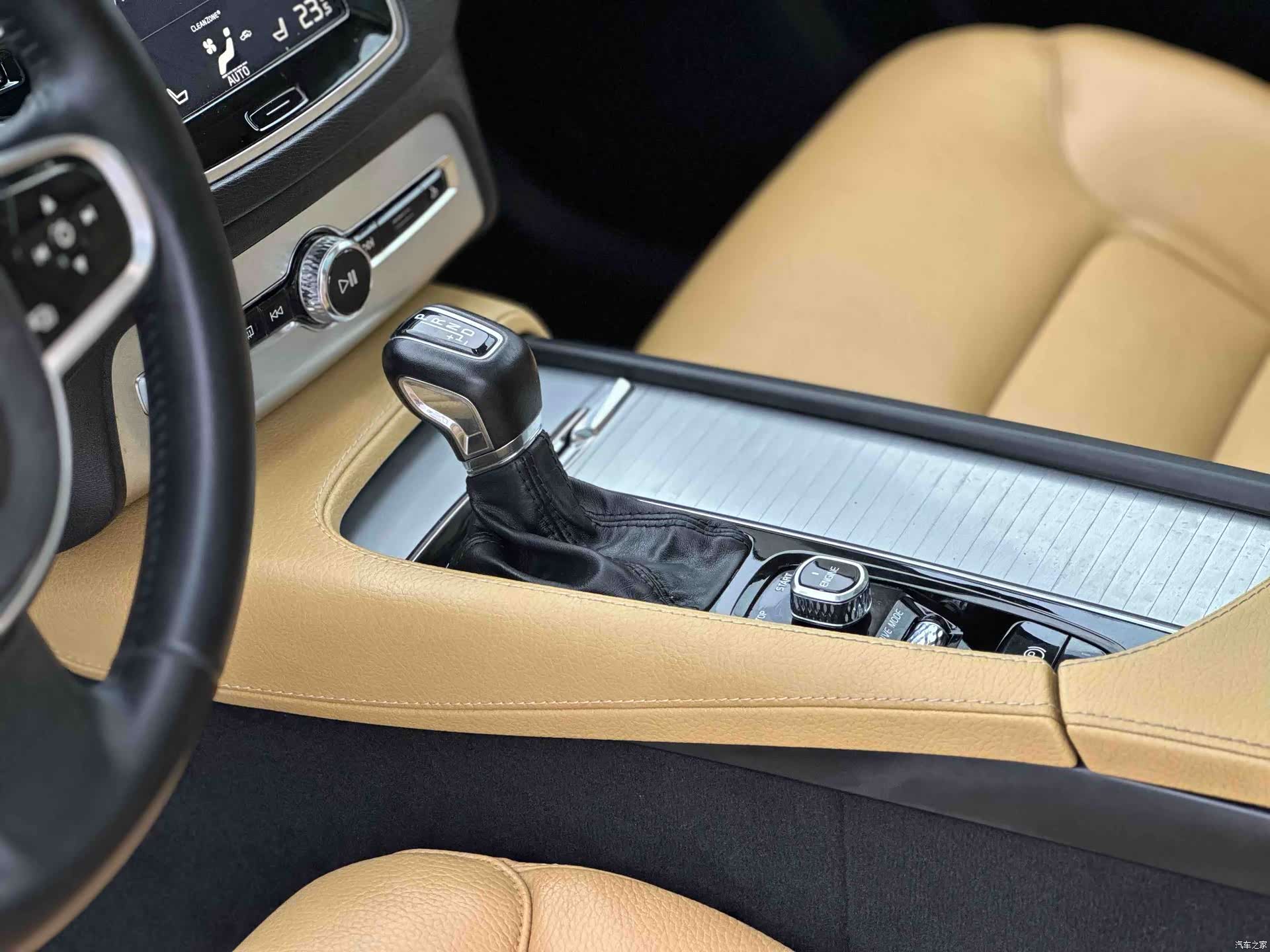 Volvo XC90, 2016 16