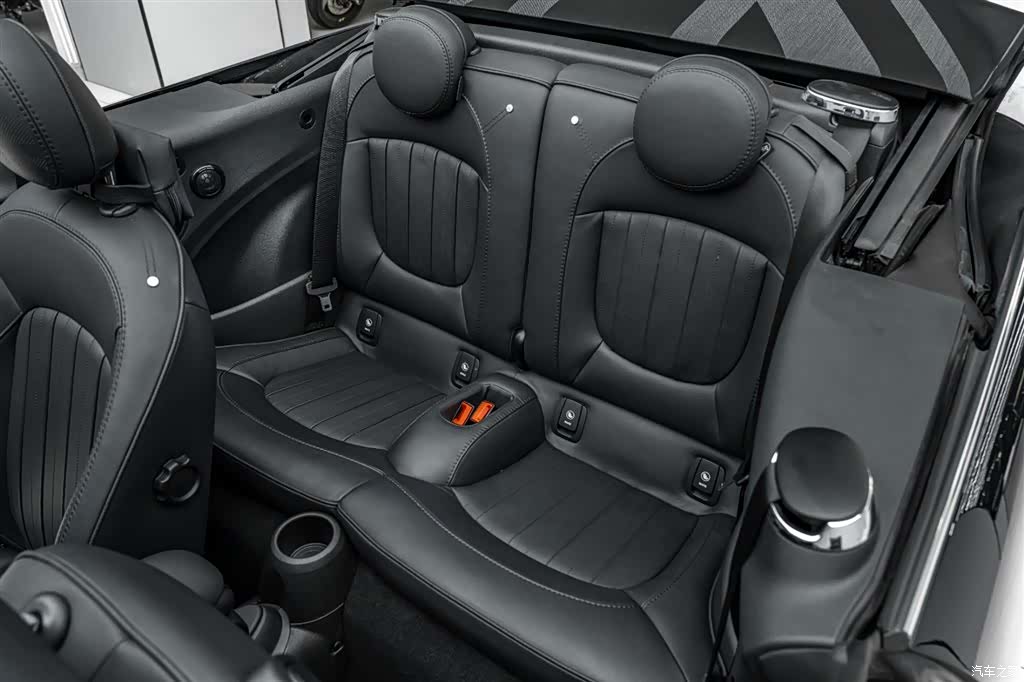 Mini Cooper, 2023 27