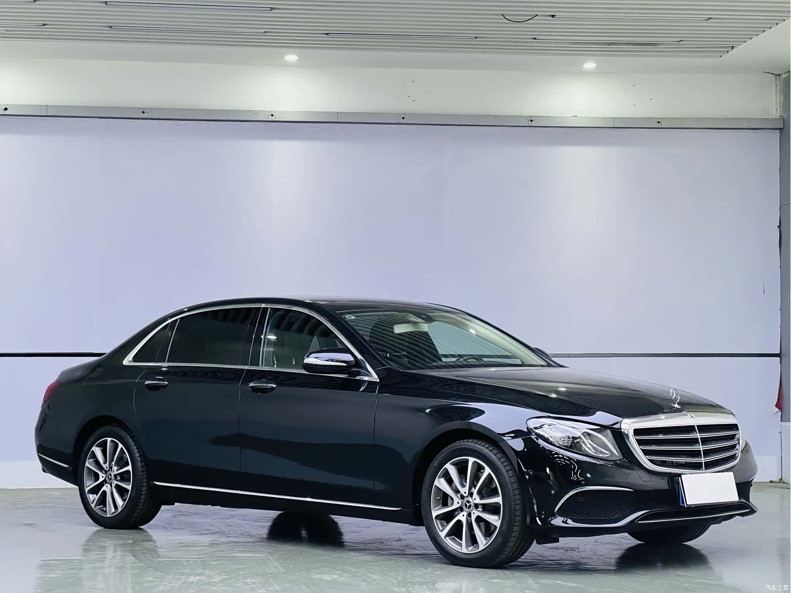 Mercedes-Benz E-Class, 2020 3