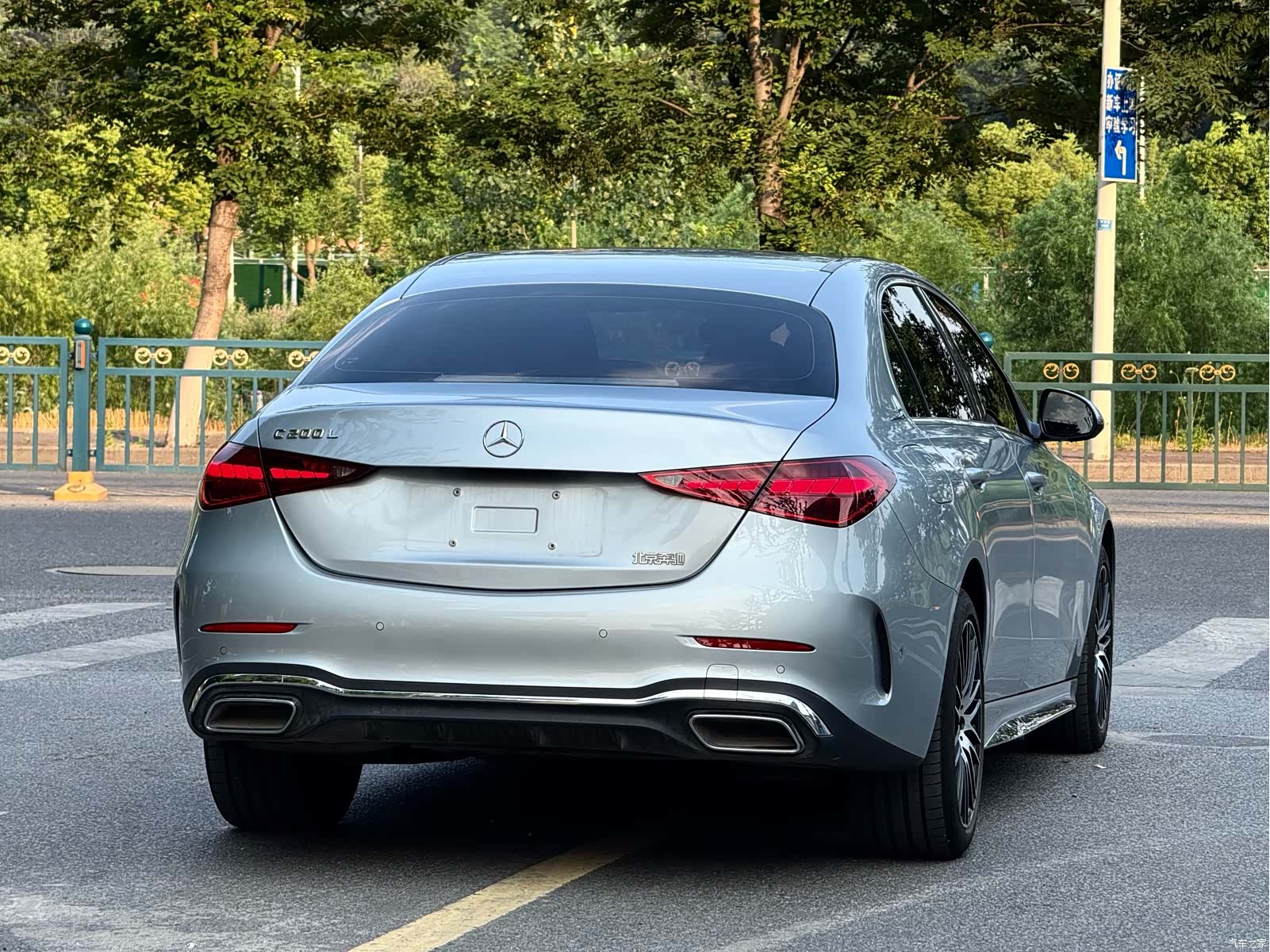 Mercedes-Benz C-Class, 2024 4