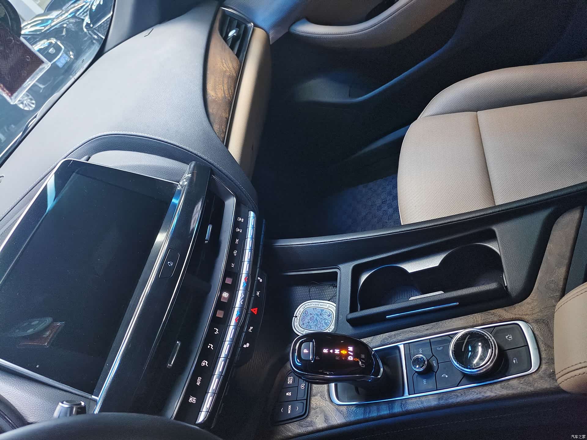 Cadillac CT5, 2022 8