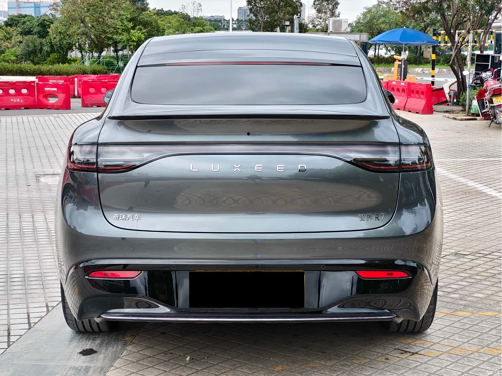 Luxeed R7, 2026 6