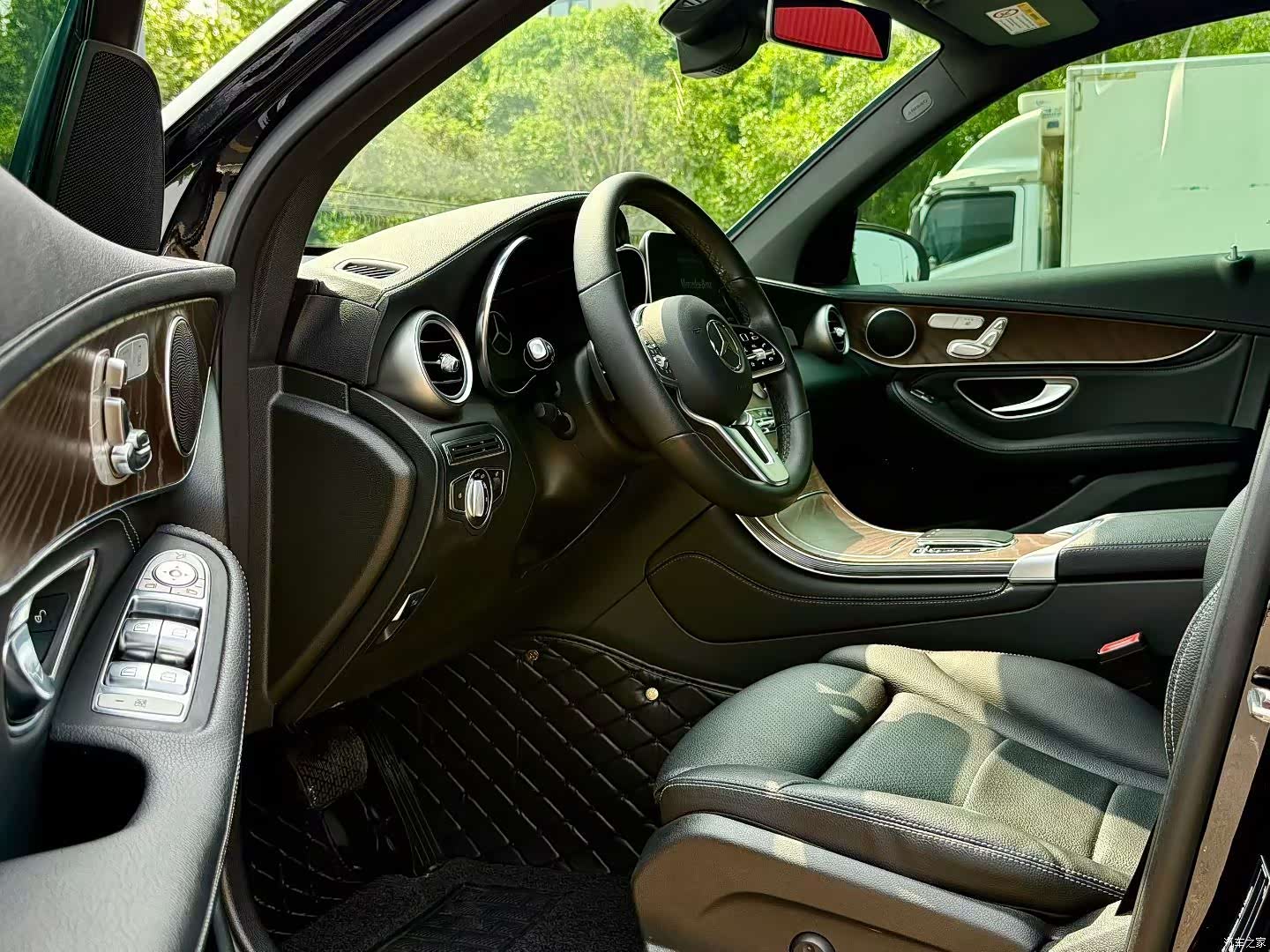 Mercedes-Benz GLC, 2020 4
