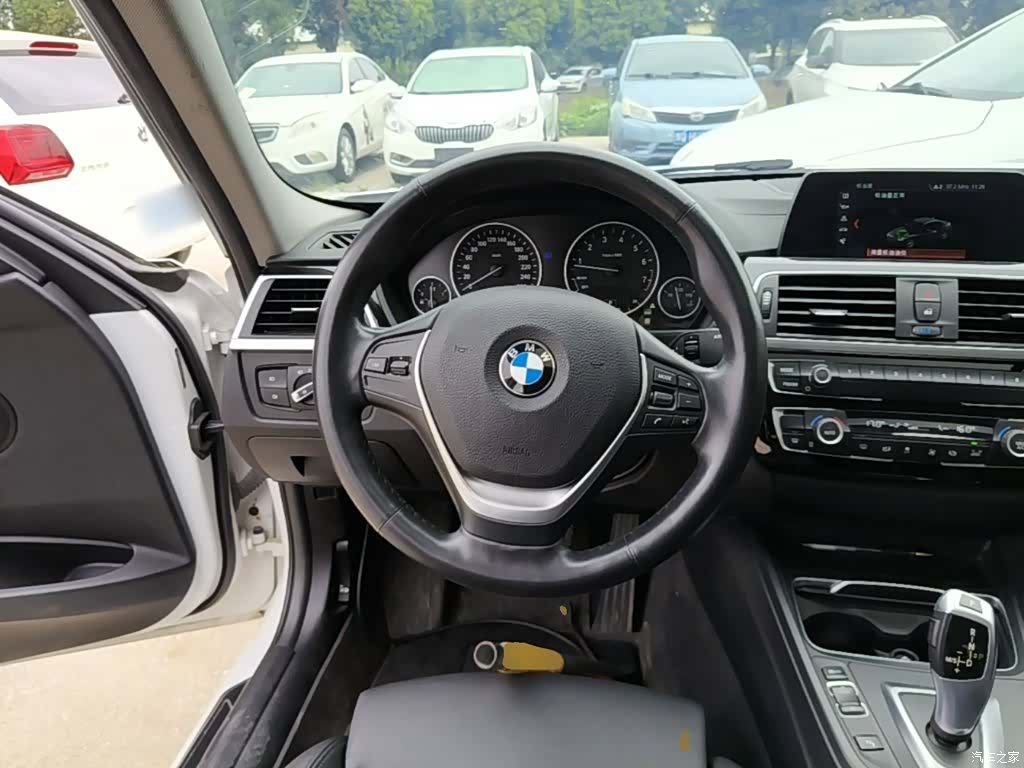BMW 3 Series, 2018 7