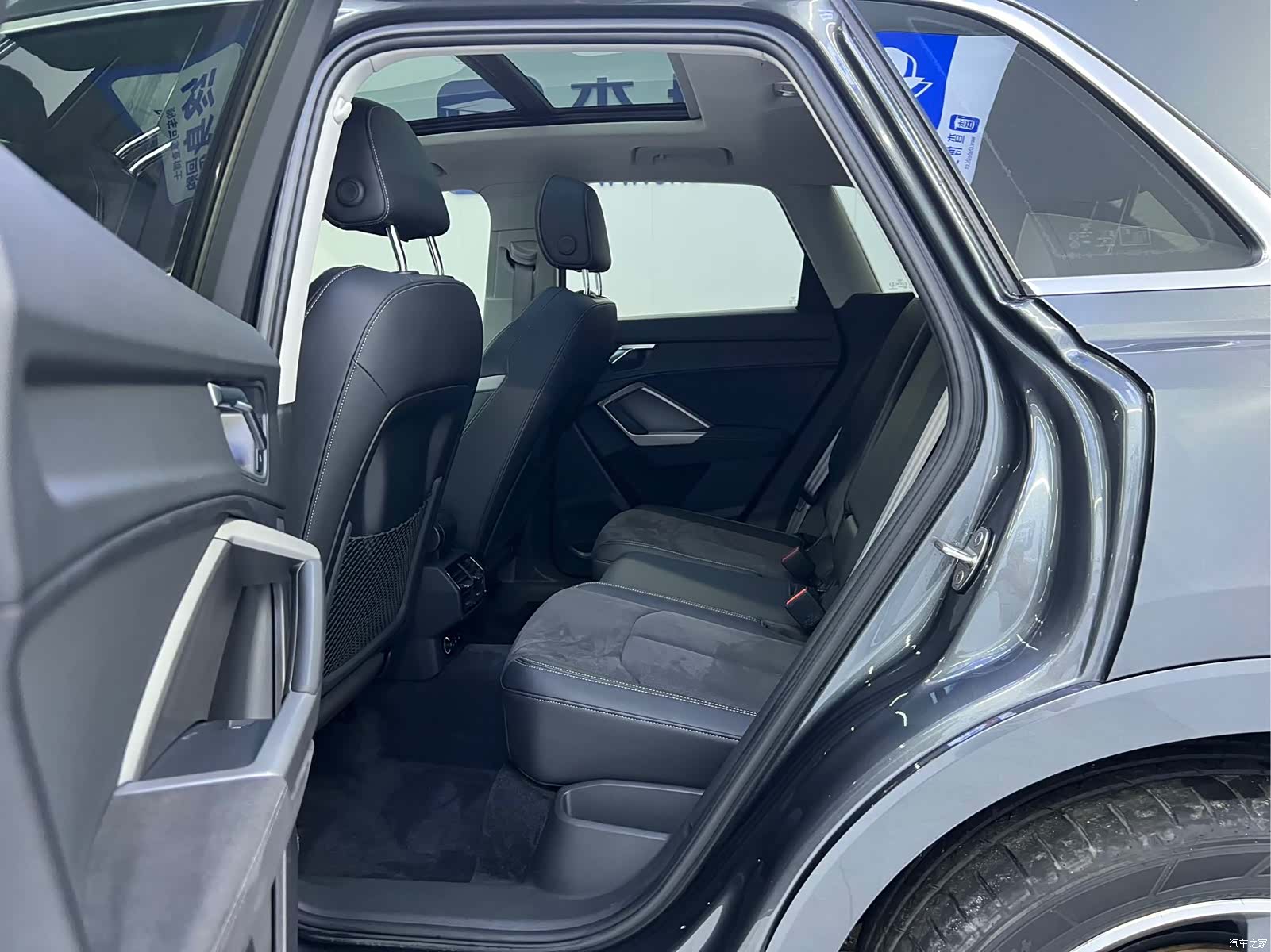 Audi Q3, 2023 12