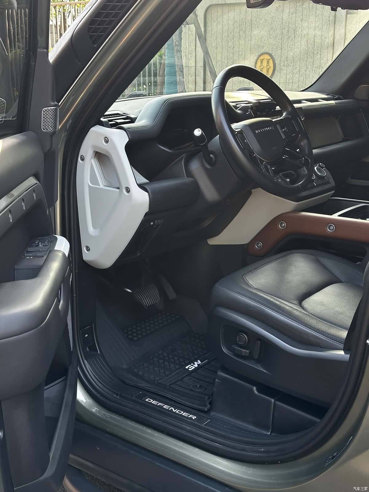 Land Rover Defender, 2022 17