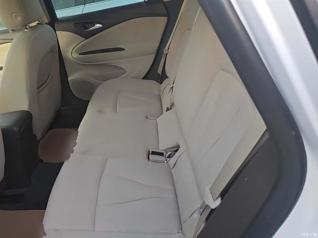 Buick Verano, 2017 17