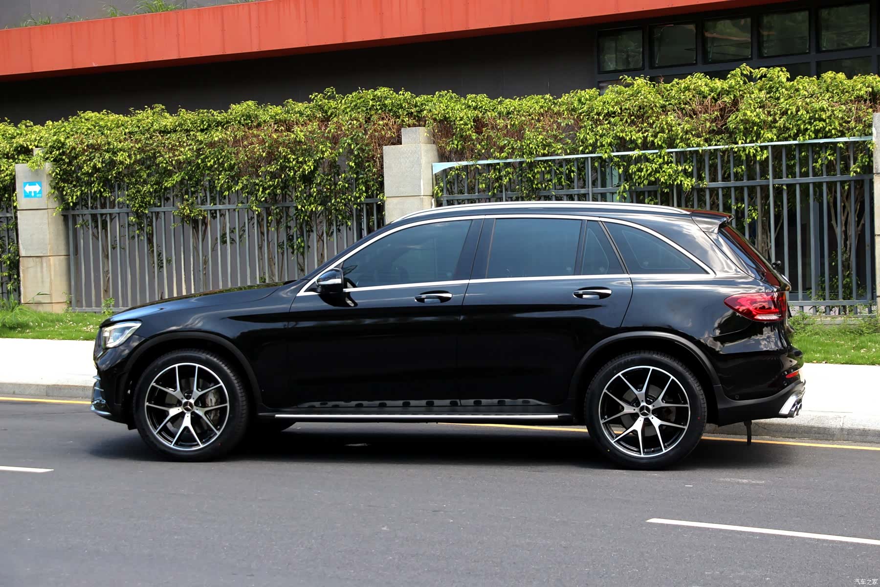 Mercedes-Benz GLC, 2021 13