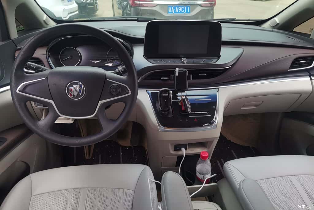Buick GL8, 2023 12