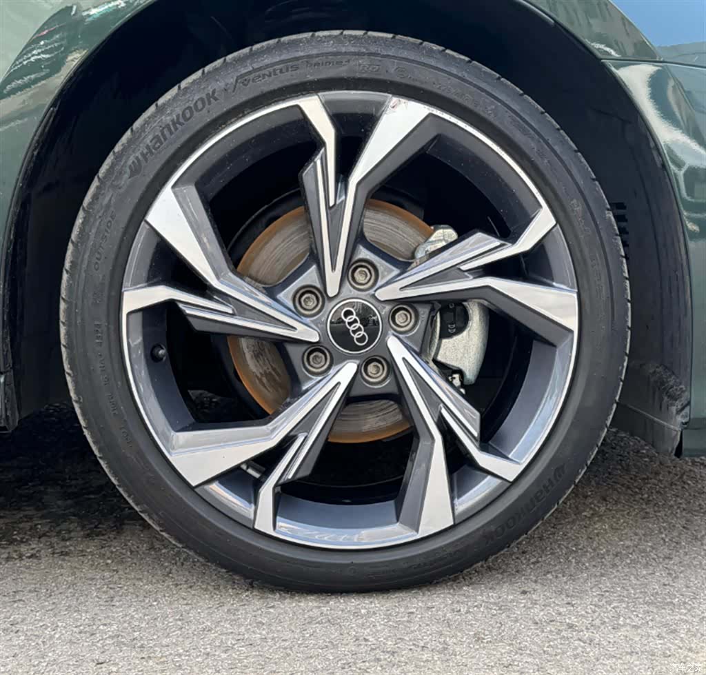 Audi Flying Spur, 2025 24