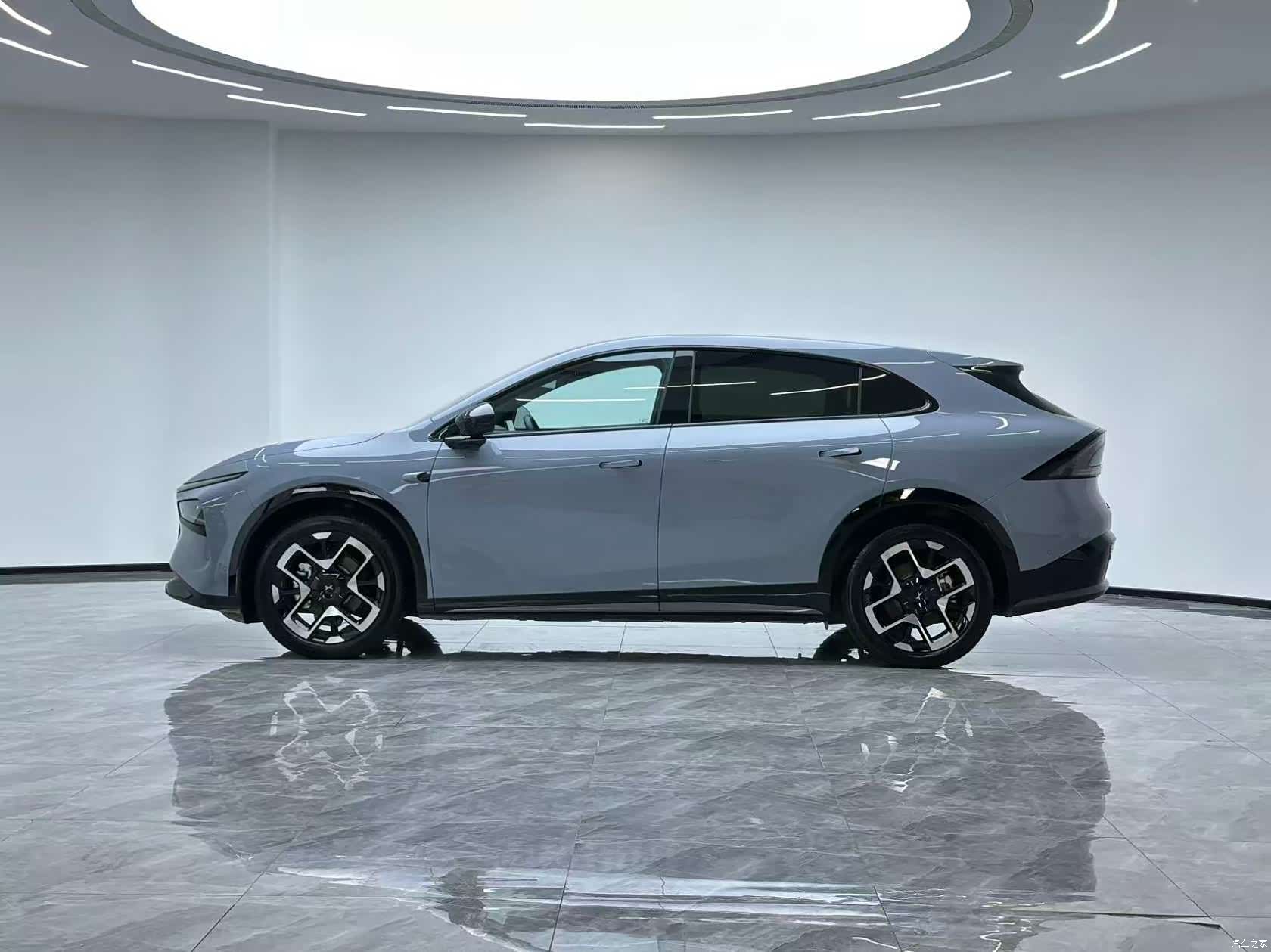 Xpeng G7, 2025 8