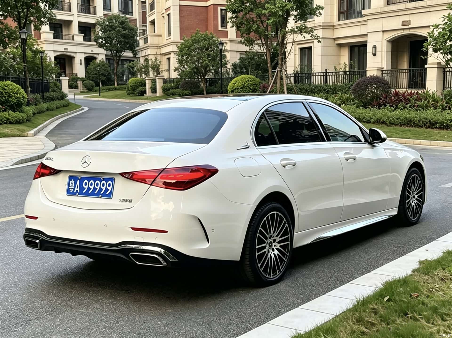 Mercedes-Benz C-Class, 2024 9
