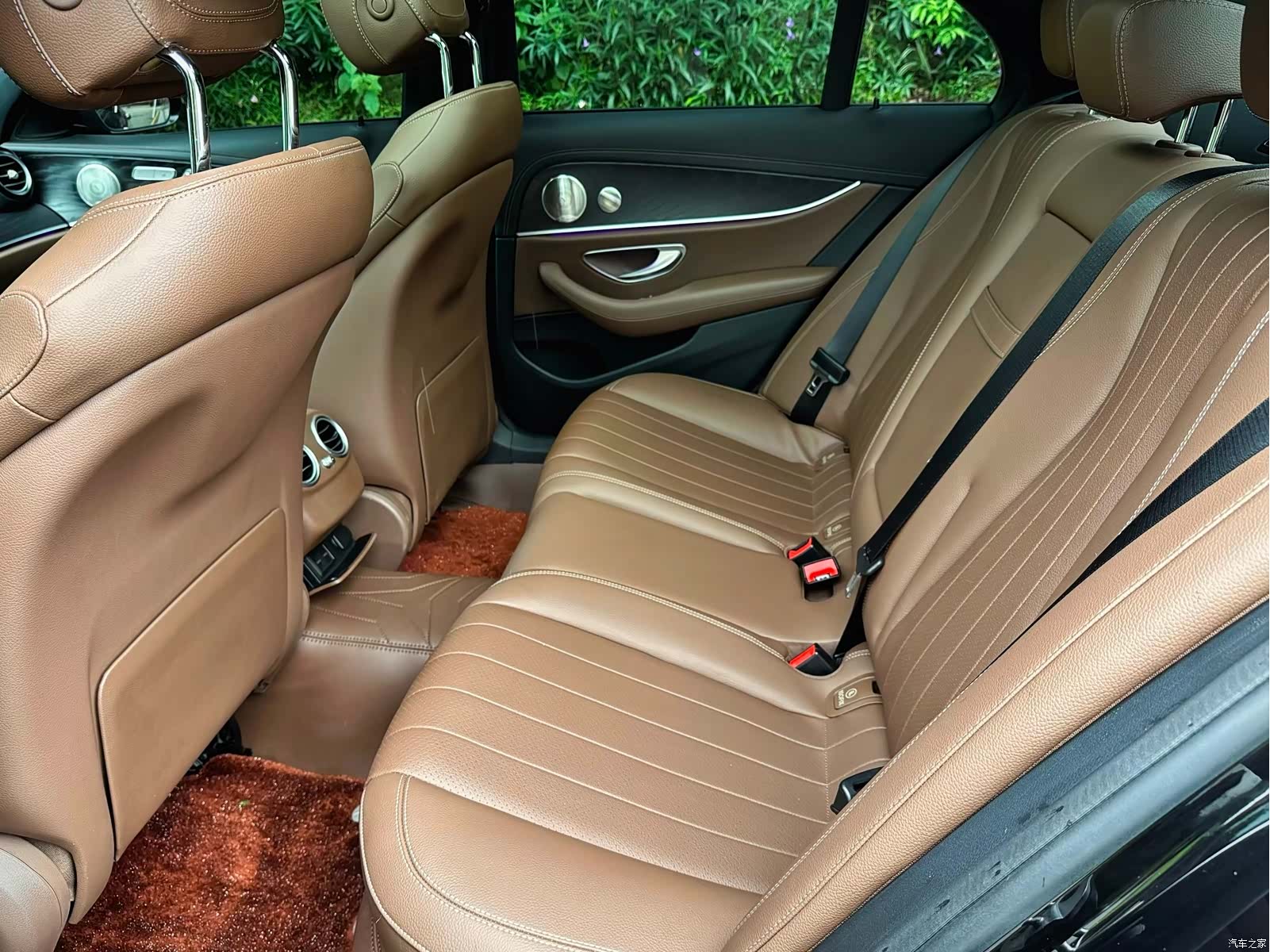 Mercedes-Benz E-Class, 2023 20