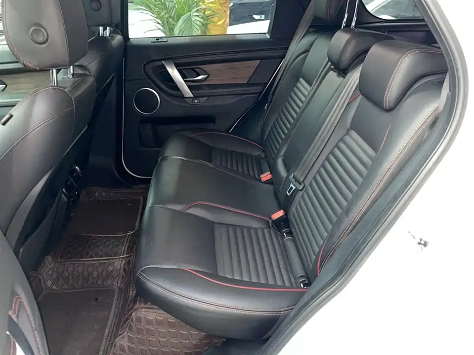 Land Rover Discover sports