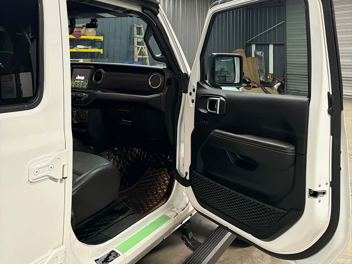 Jeep Wrangler, 2021 8