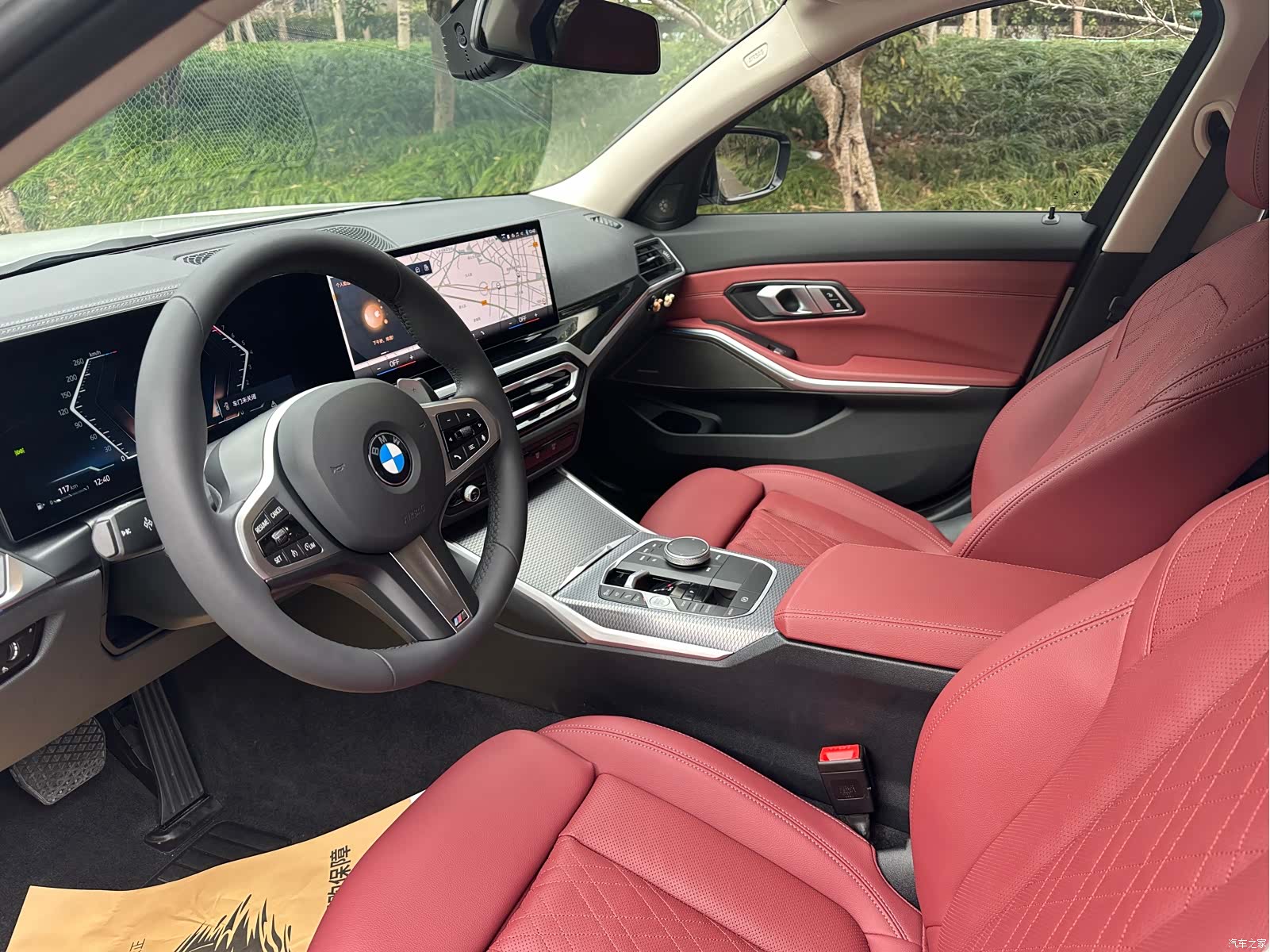 BMW 3 Series, 2024 все фото