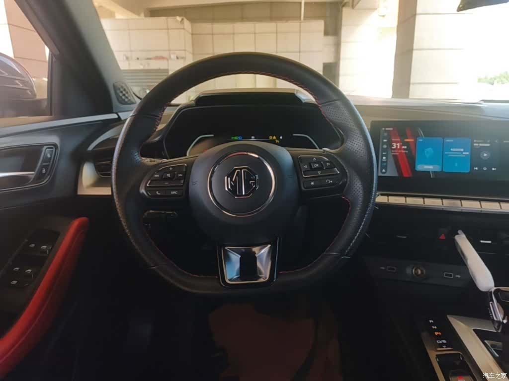 MG MG5, 2021 11