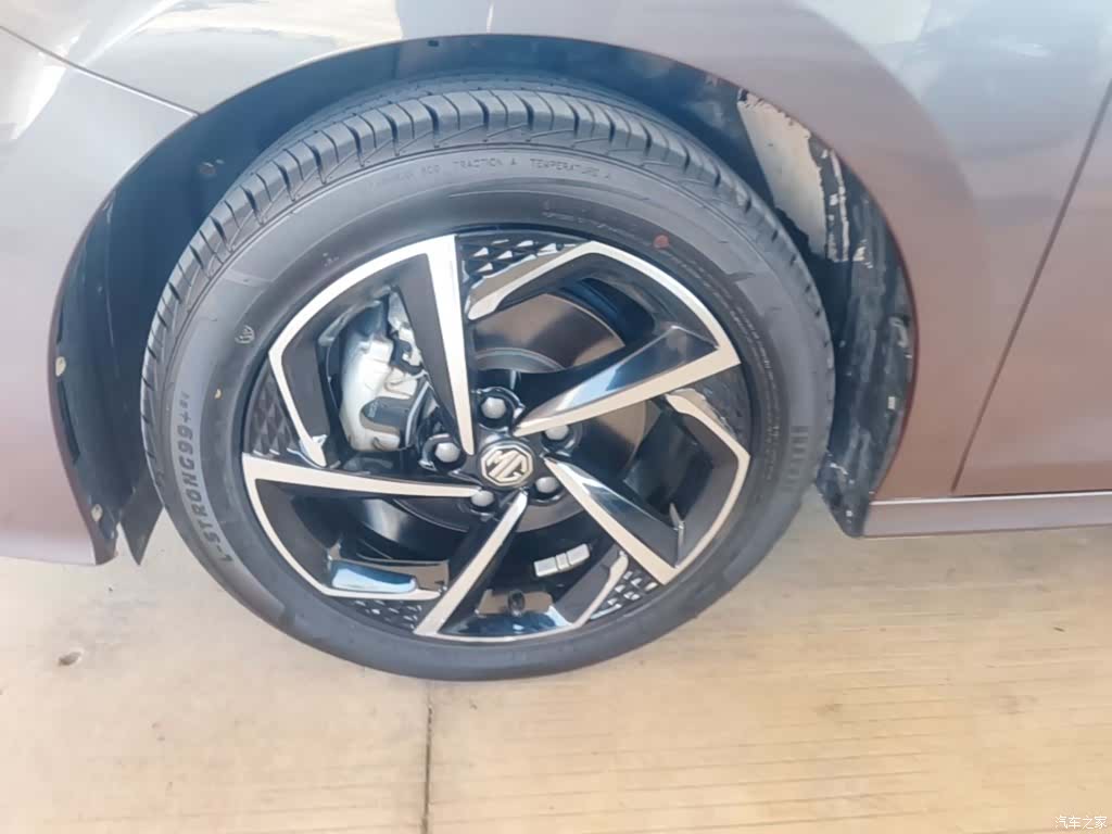 MG MG5, 2021 23