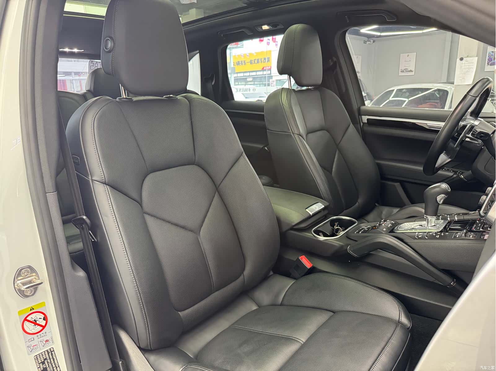Porsche Cayenne, 2015 13