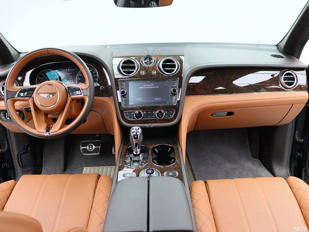 Bentley Bentayga, 2019 15