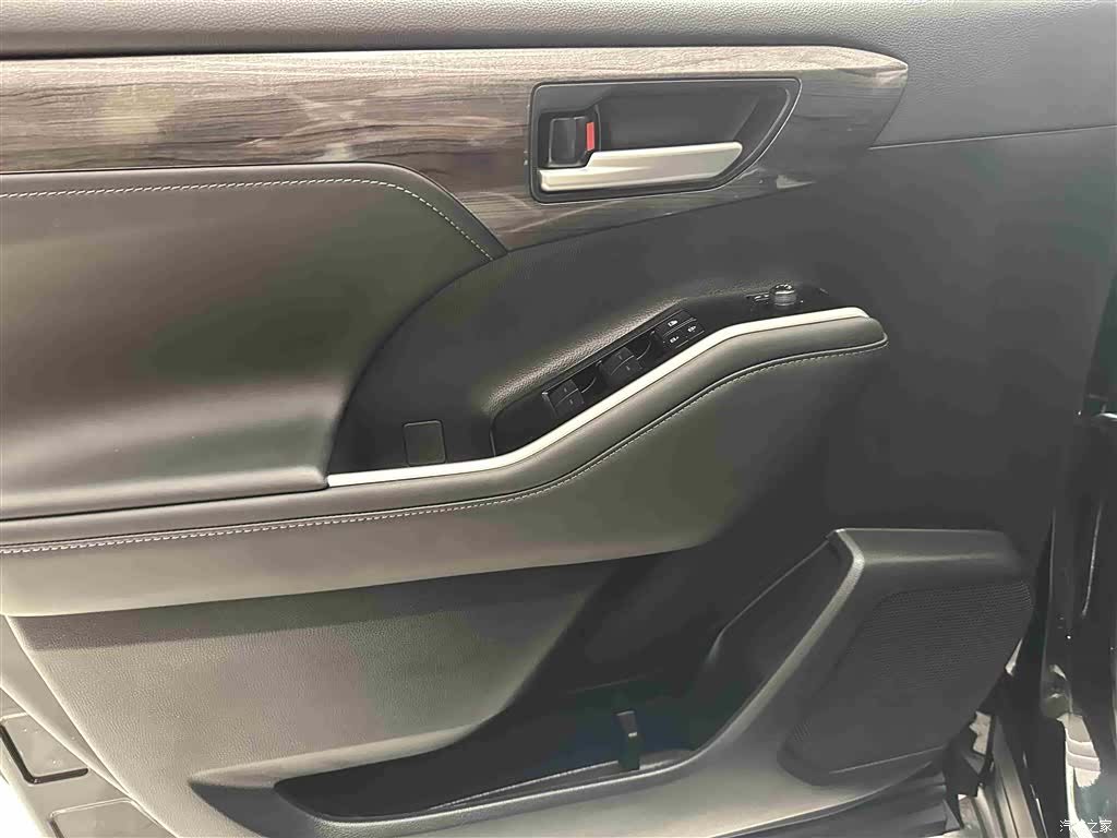 Toyota Highlander, 2025 7
