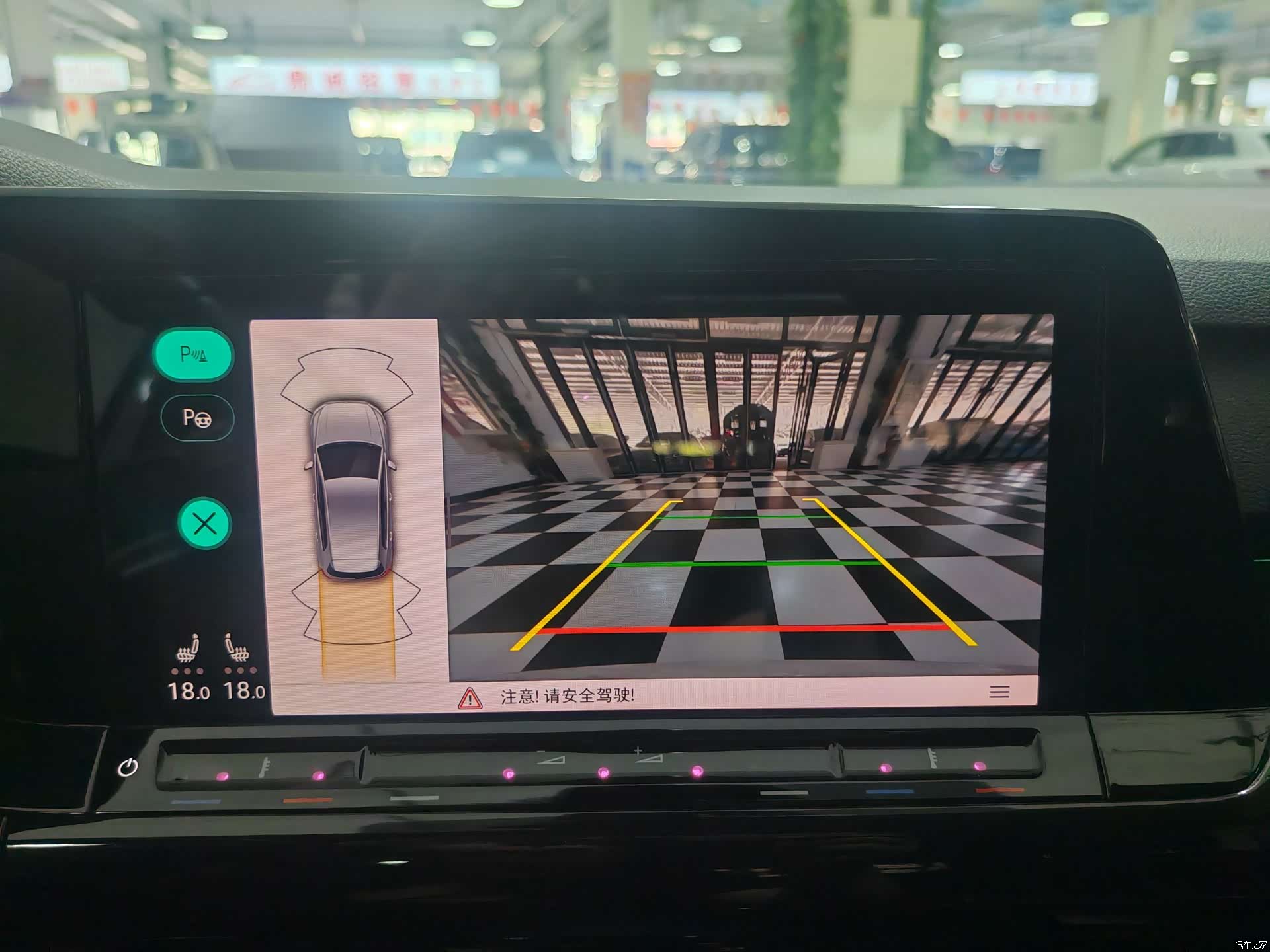 Volkswagen Golf, 2022 все фото