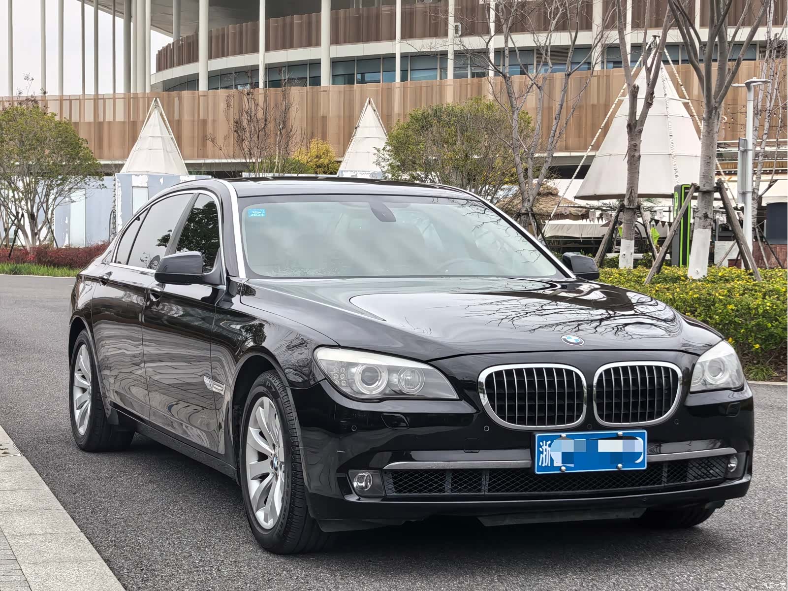 BMW 7 Series, 2011 3