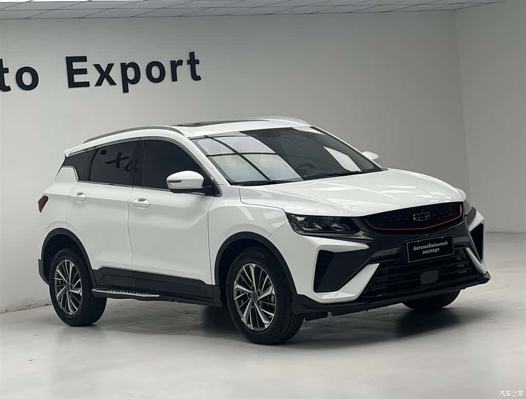Geely Coolray, 2022 3