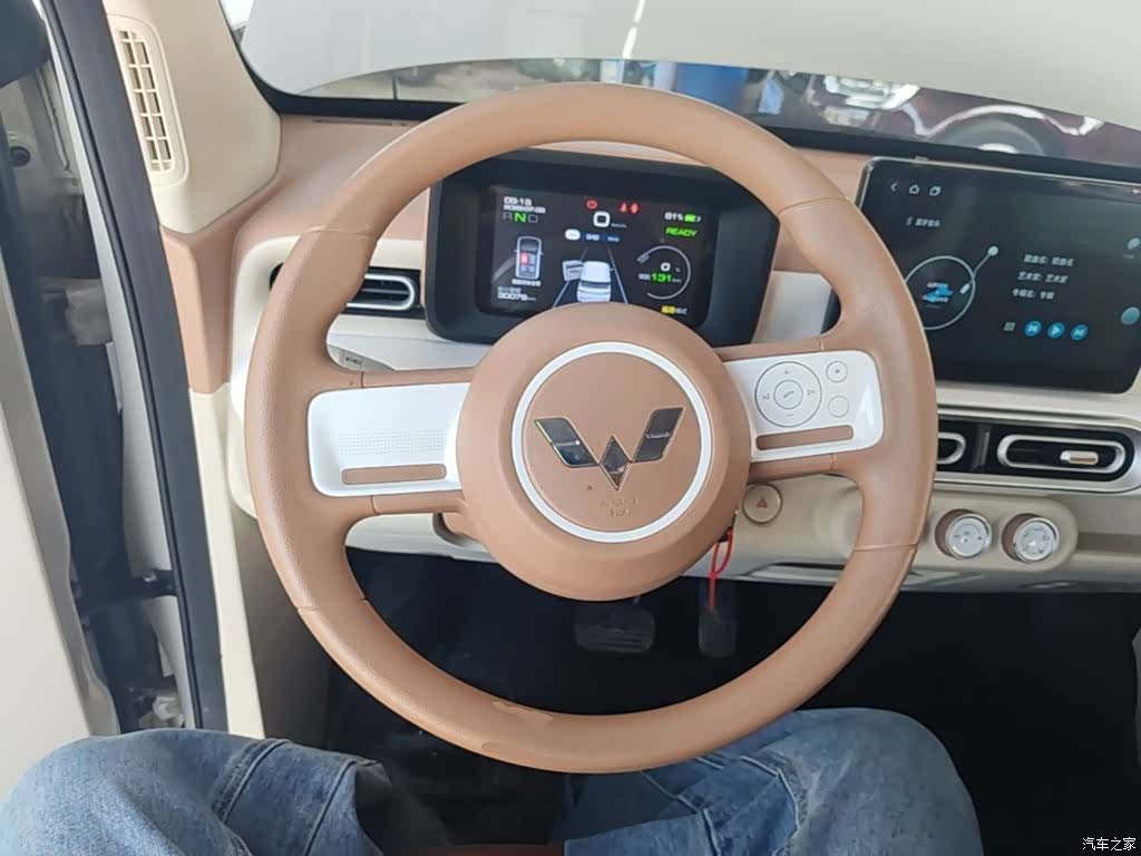 Wuling MINIEV, 2024 11
