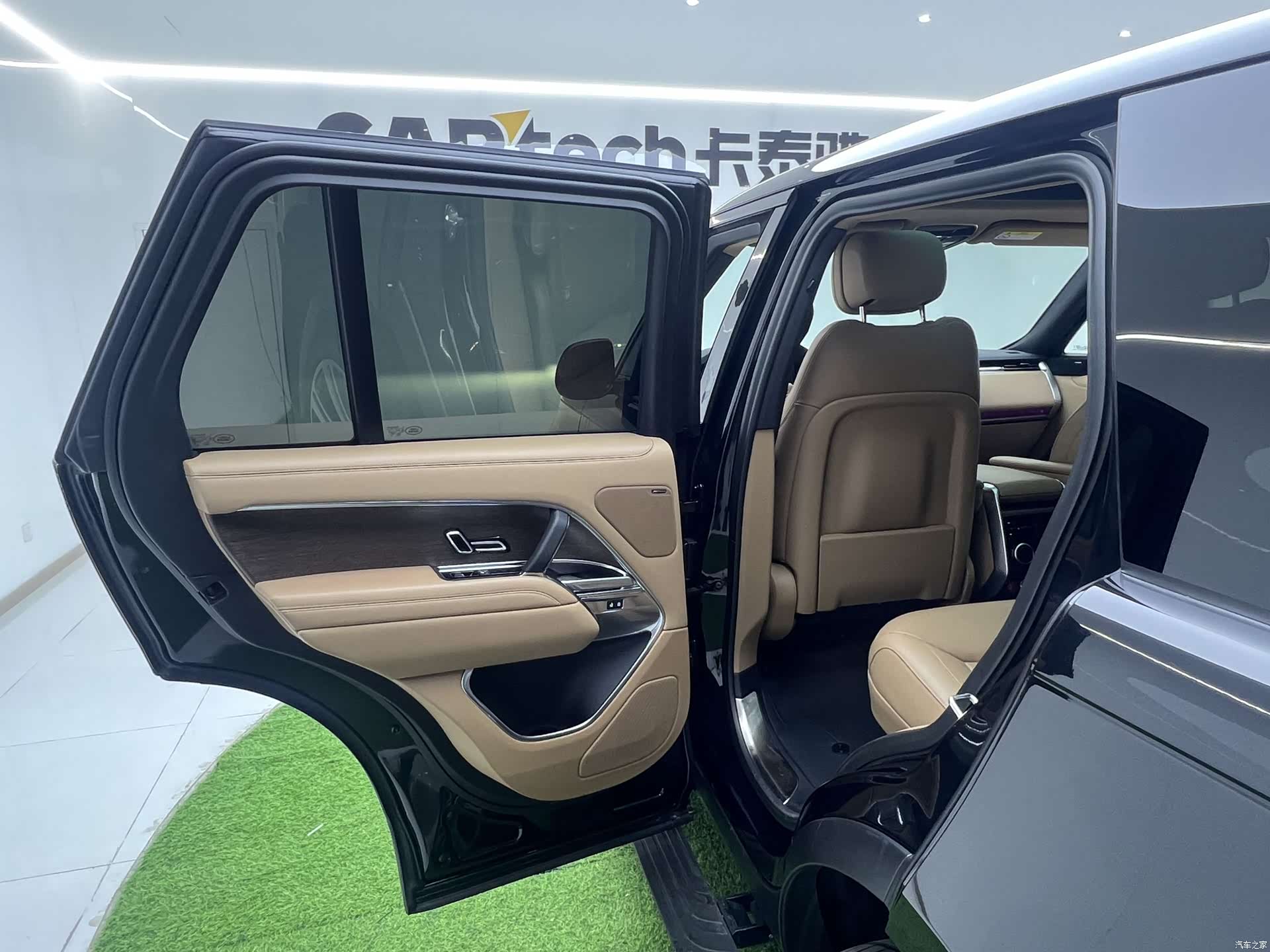 Land Rover Range Rover, 2024 22