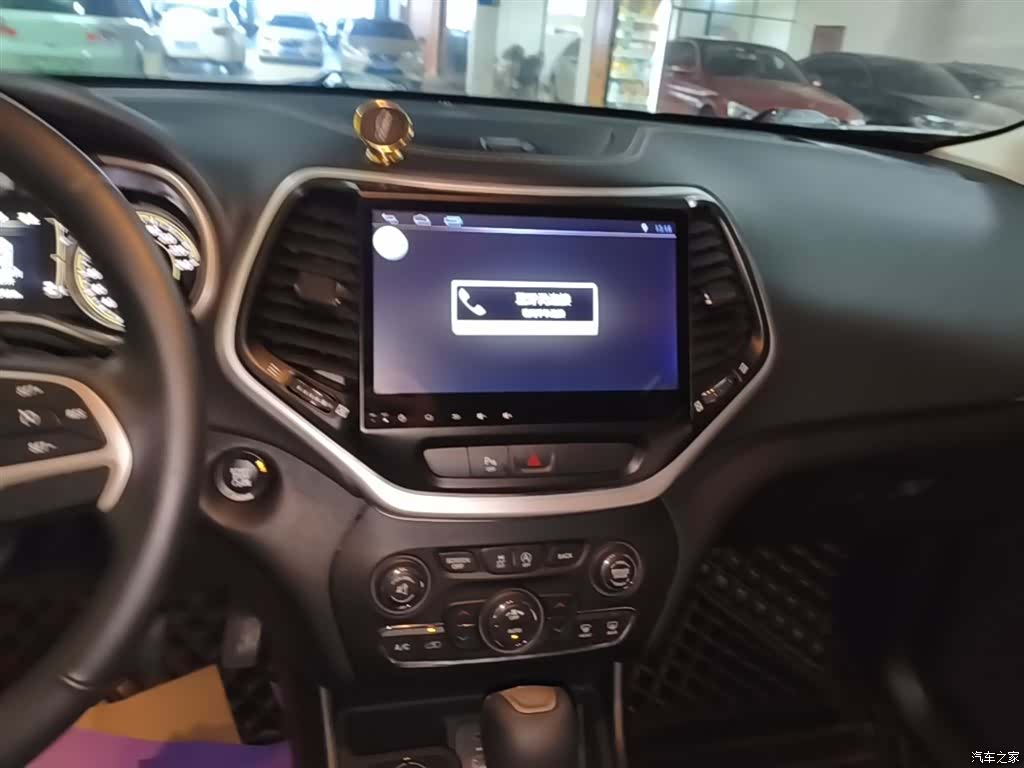 Jeep Cherokee, 2016 13
