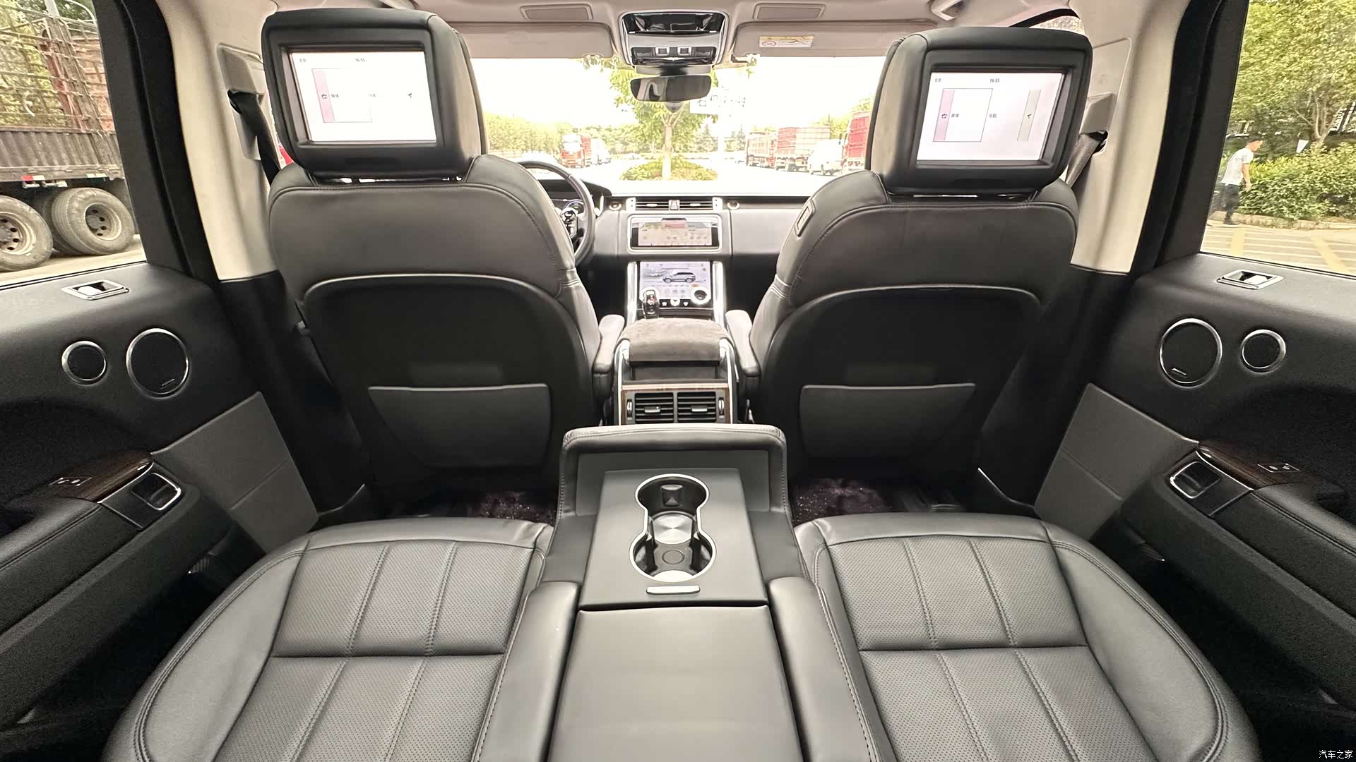 Land Rover Range Rover, 2019 15