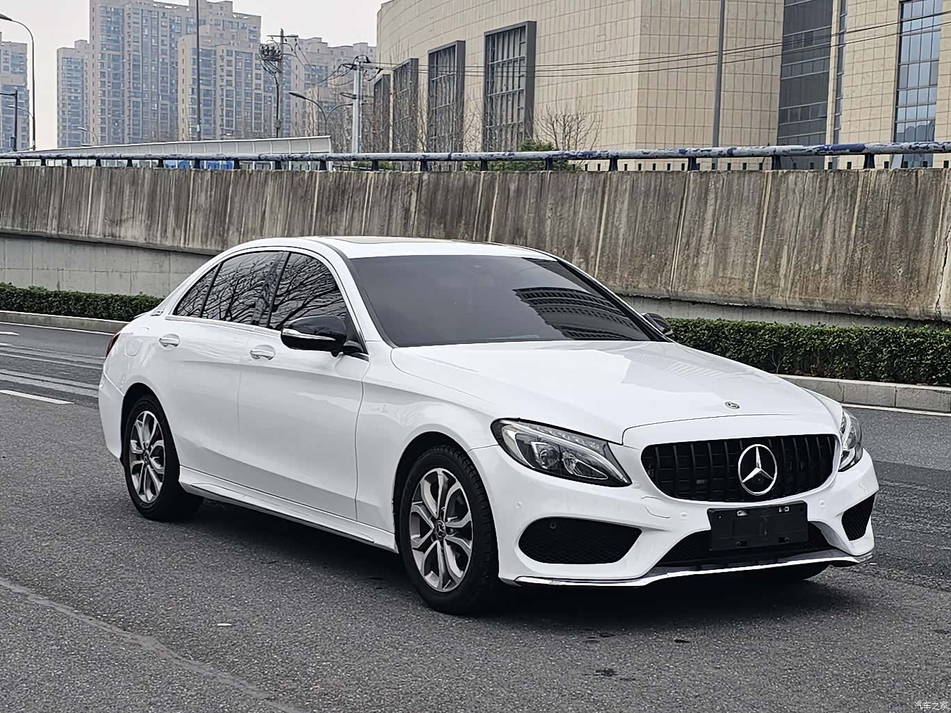 Mercedes-Benz C-Class, 2017 3