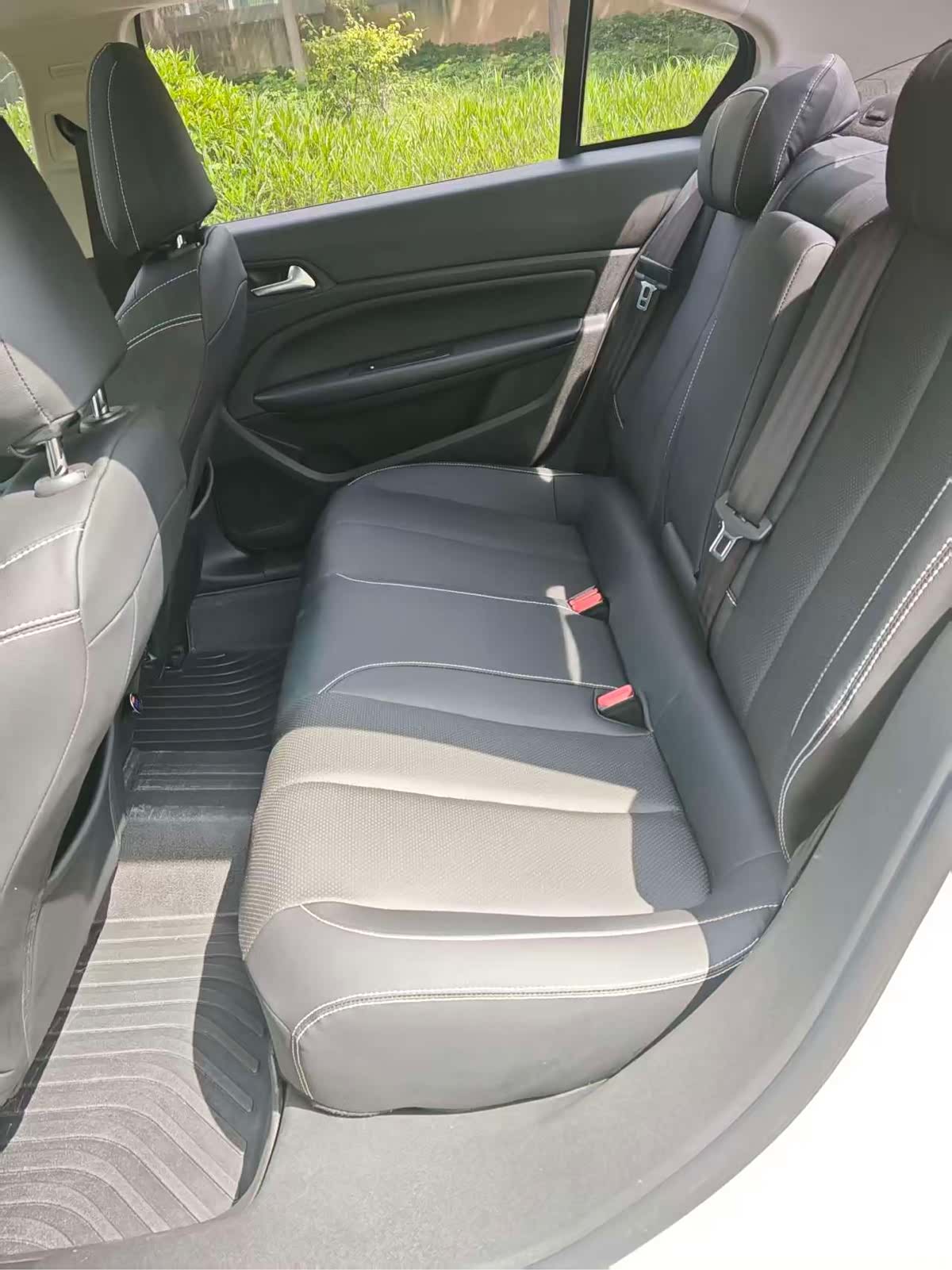 Peugeot 408, 2016 8