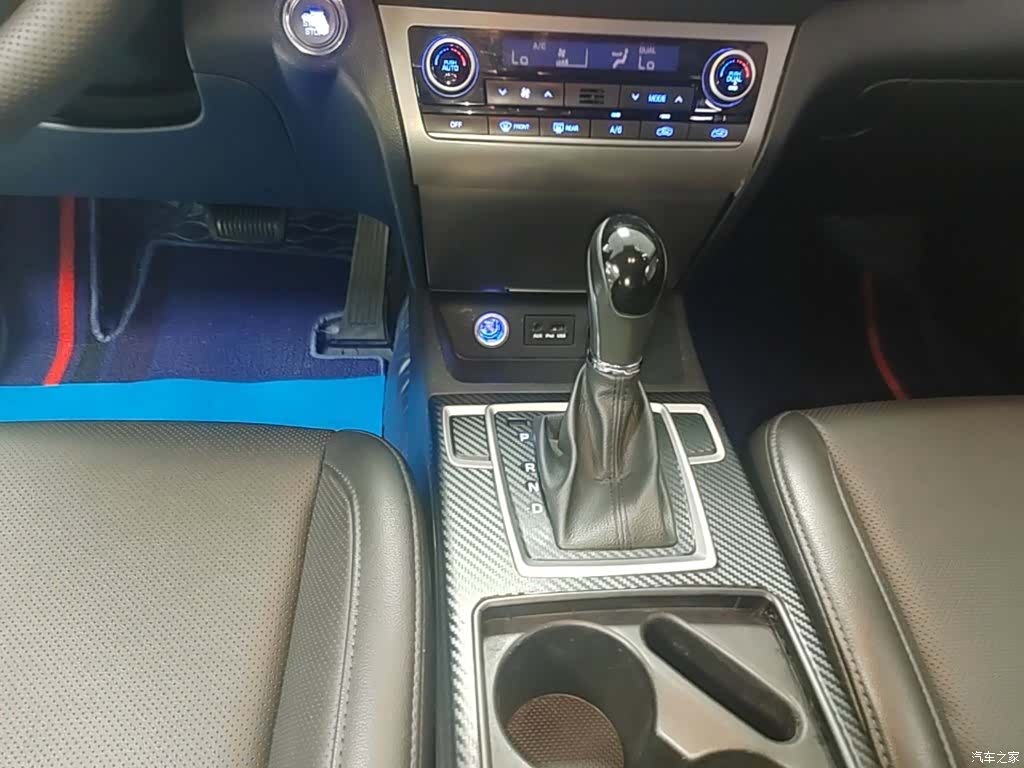 Hyundai DLX, 2016 14