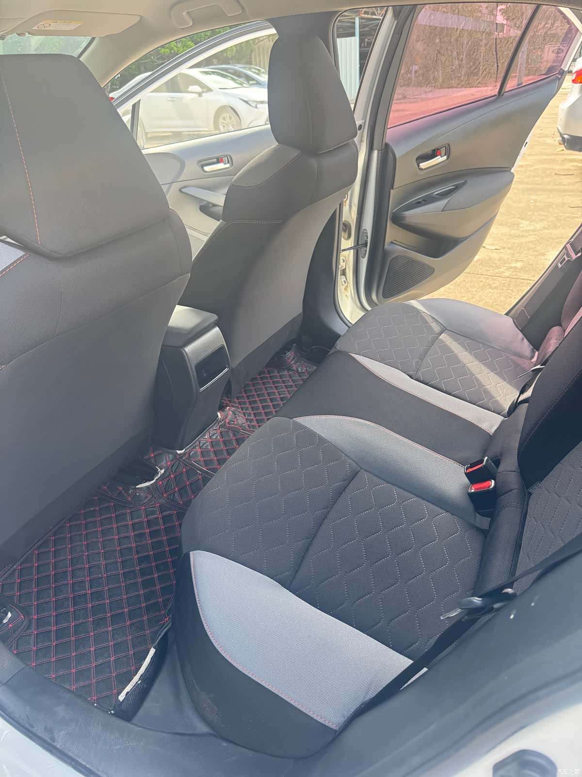 Toyota Corolla, 2022 12
