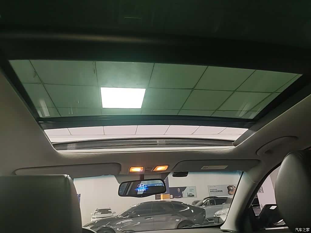Hyundai DLX, 2016 18
