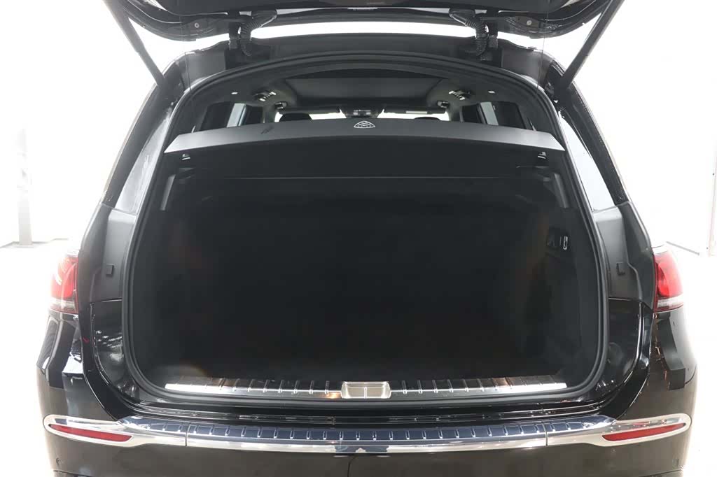 Maybach GLS, 2021 37
