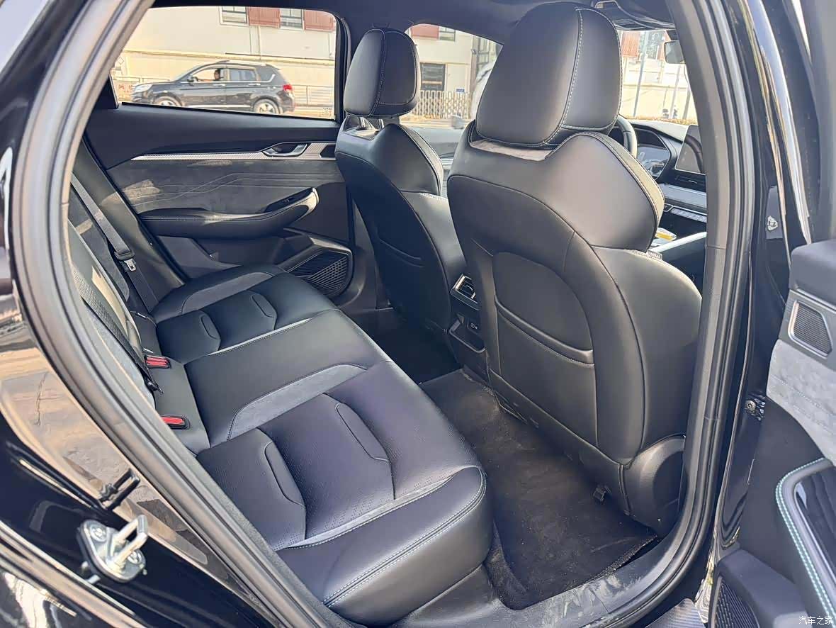Geely Preface, 2024 11