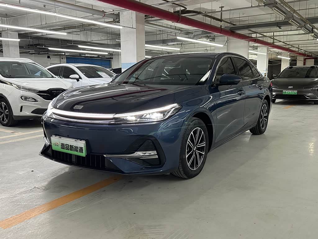 Geely Galaxy Galaxy A7 EM