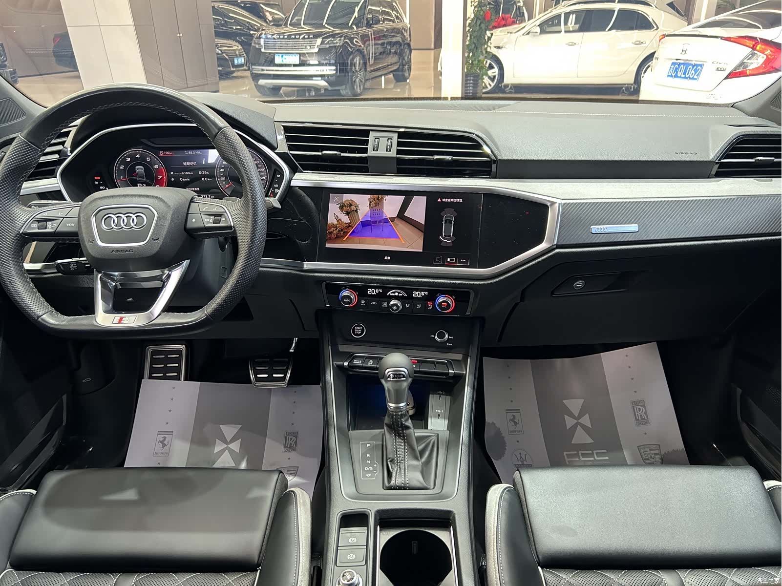 Audi Q3, 2024 15