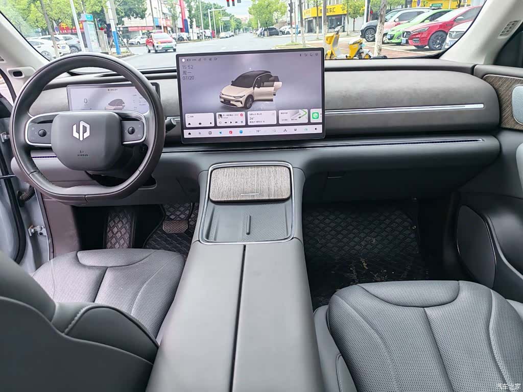 Leapmotor C11, 2025 4