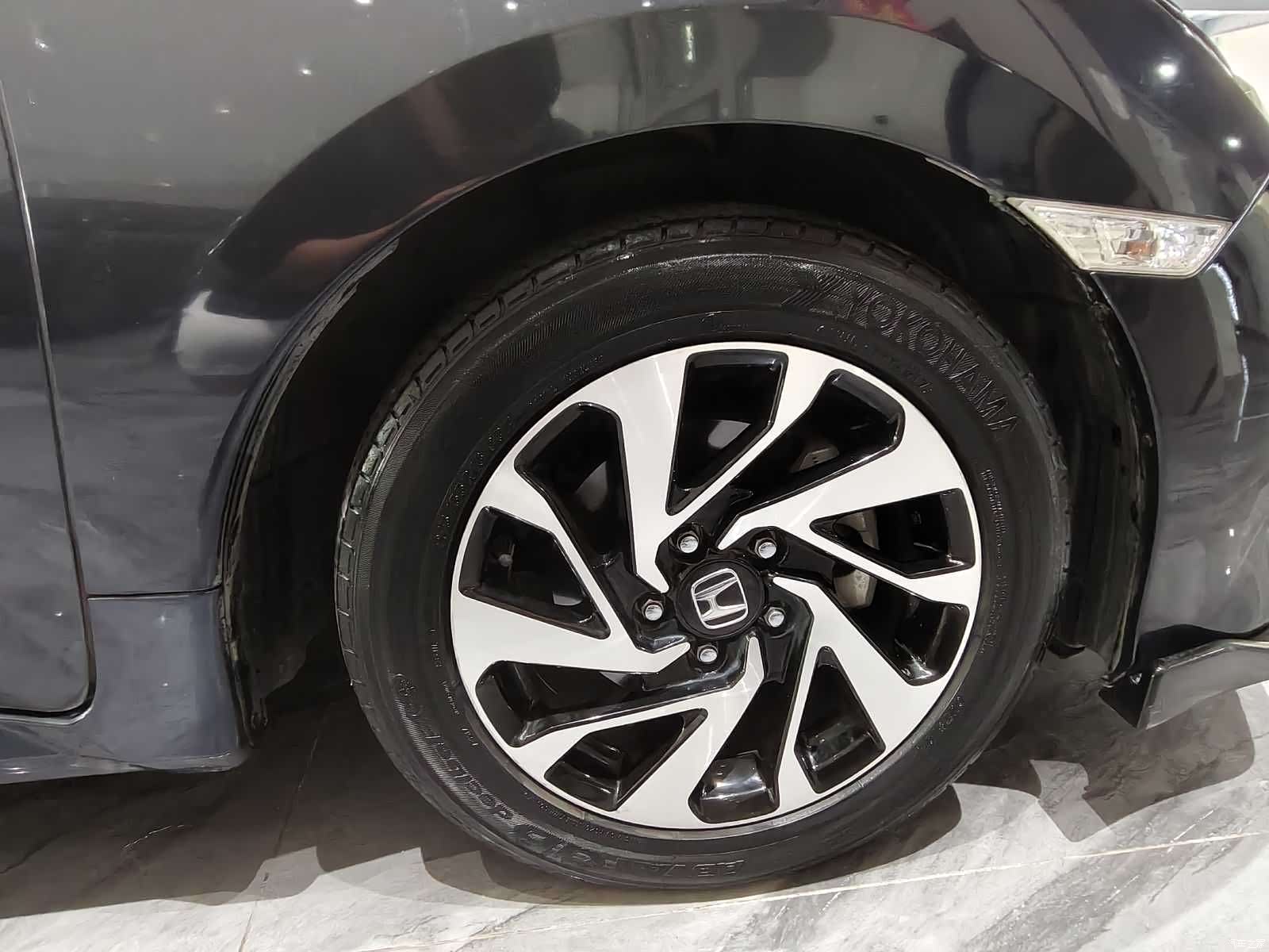 Honda Civic, 2017 9
