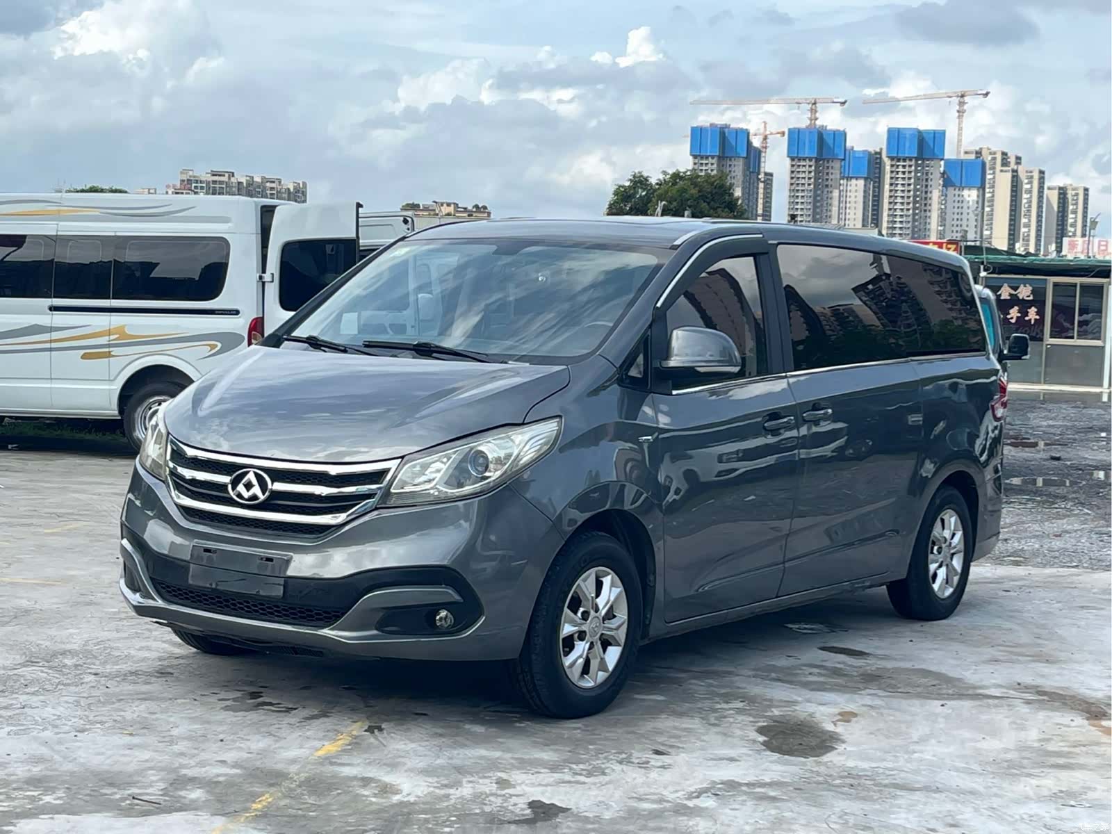 Maxus G10, 2014 1