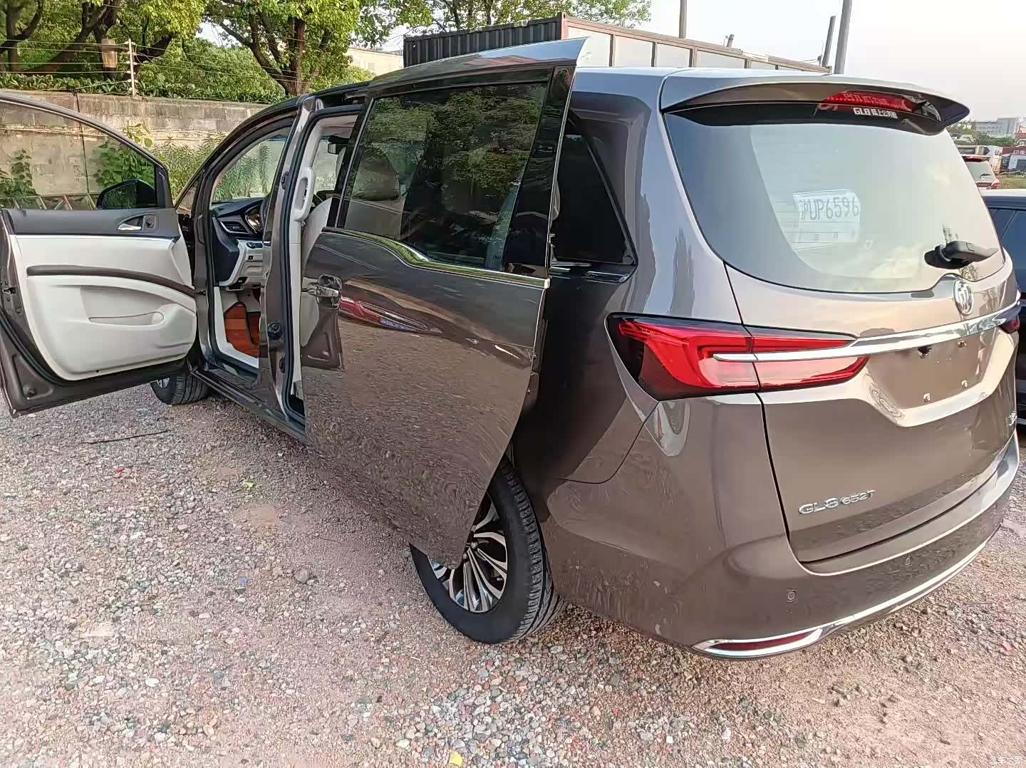 Buick GL8, 2021 7