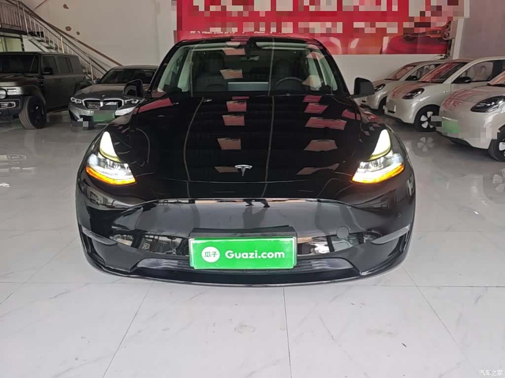 Tesla Model Y, 2021 3
