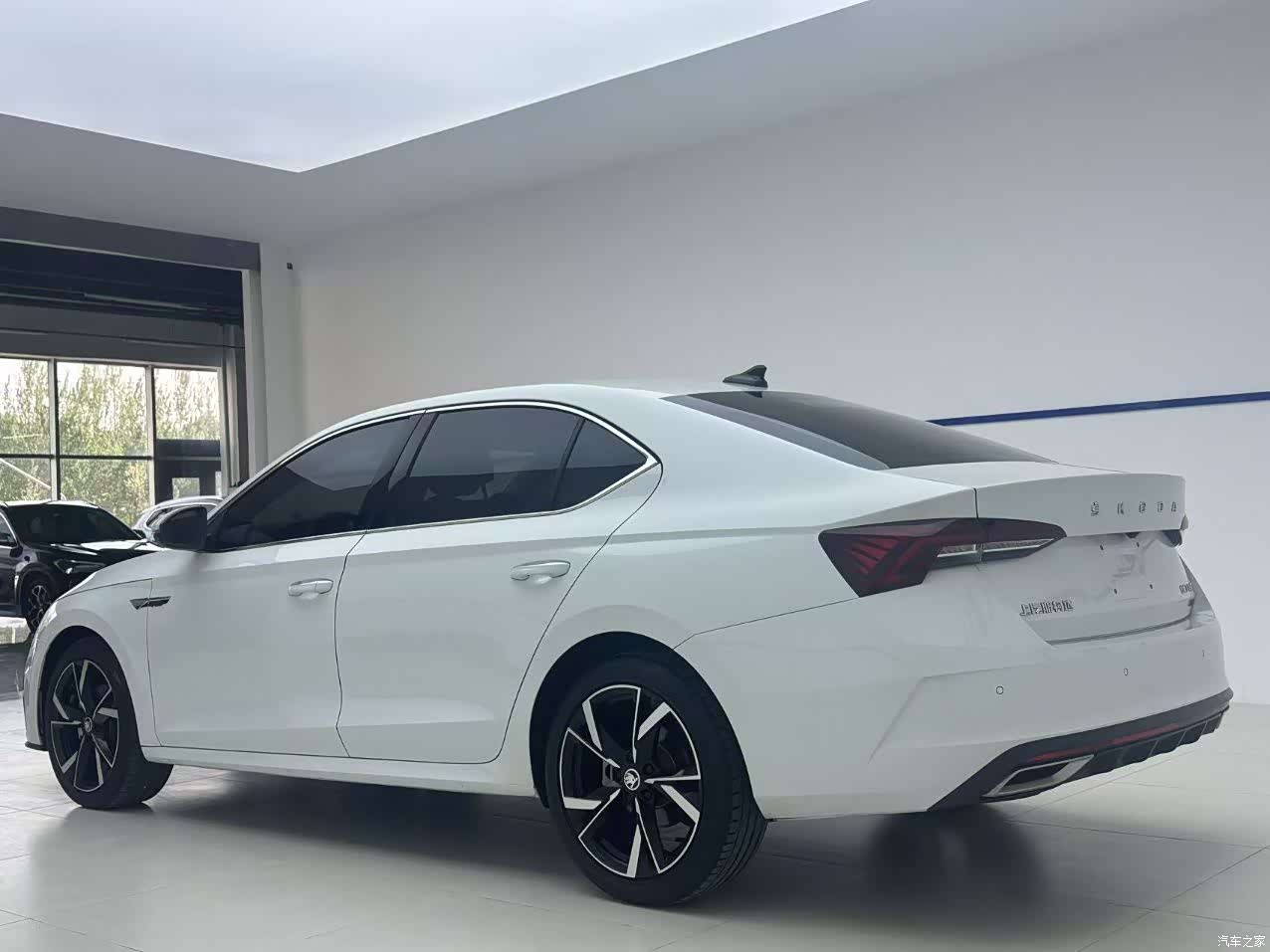 Skoda Octavia, 2023 4