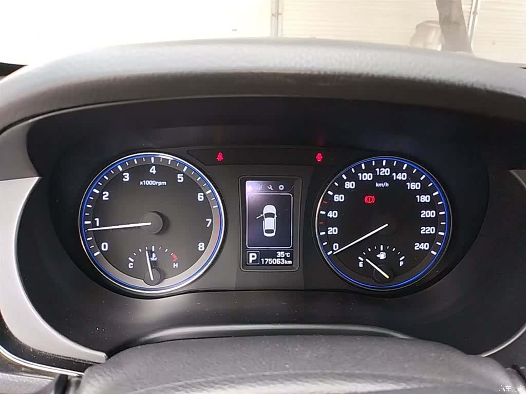 Hyundai GLS, 2016 12